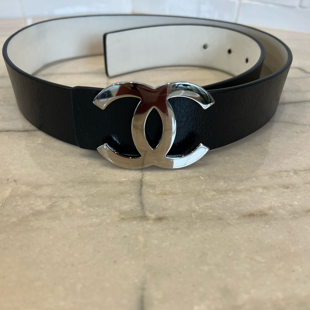 Chanel reversible belt